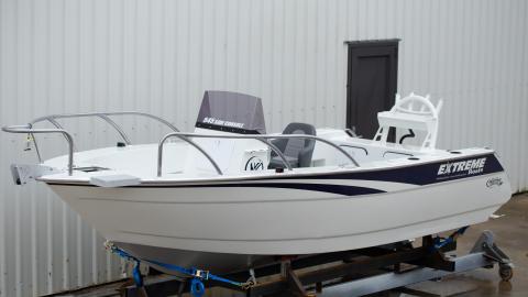Extreme Boats 545 Side Console
