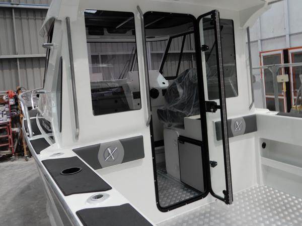 Extreme Boats Wheelhouse wall