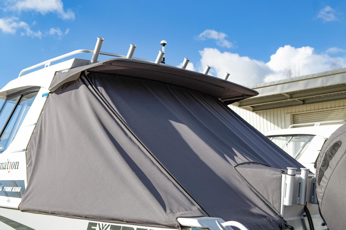 Extreme Boats upholstered road cover