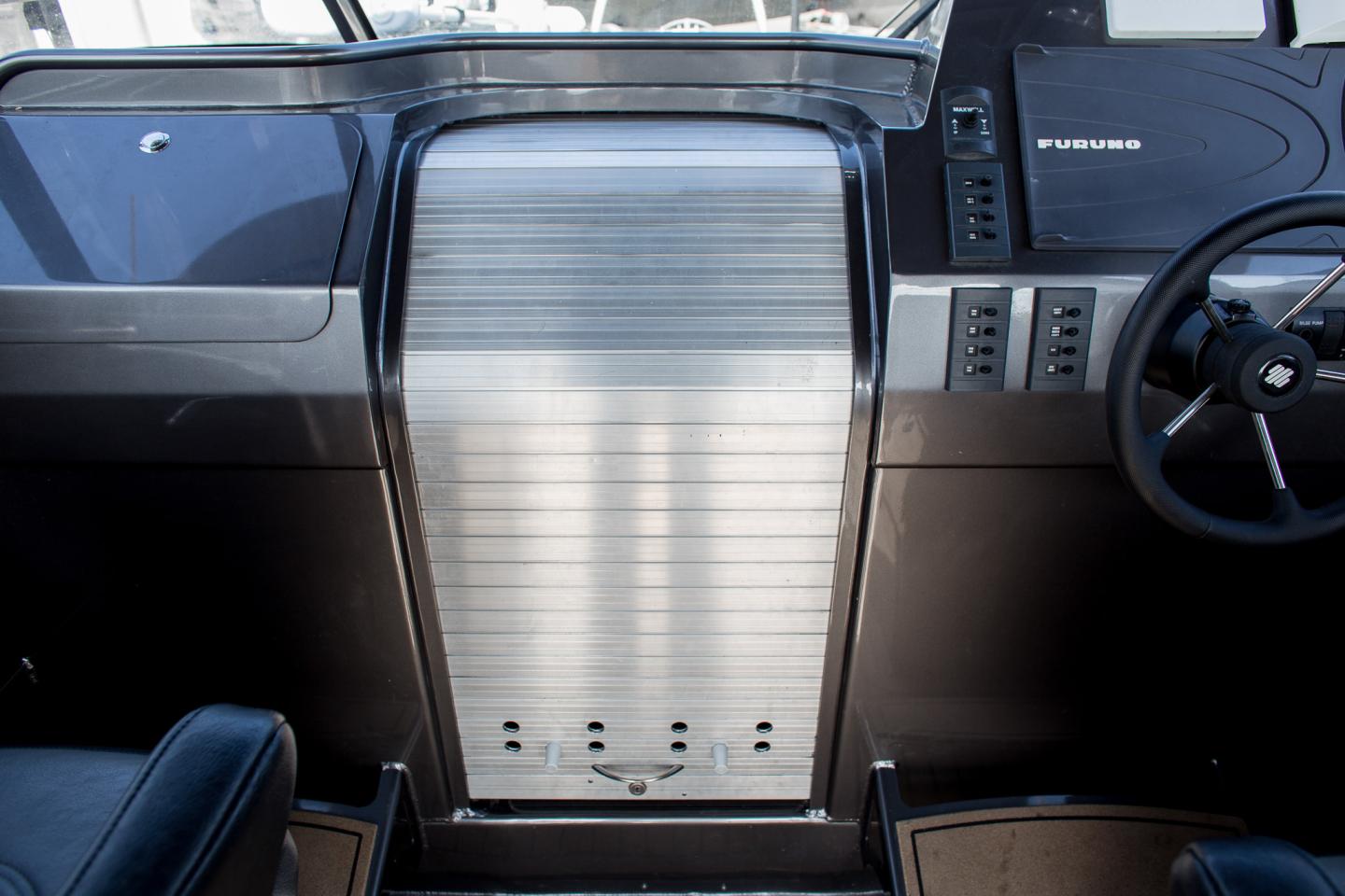 Extreme Boats lockable cabin roller door