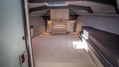 extreme_986_game_king_forward_cabin.jpg