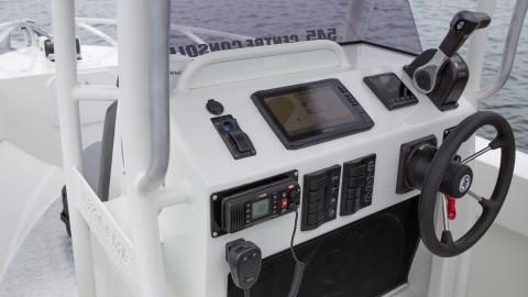 545 Centre Console