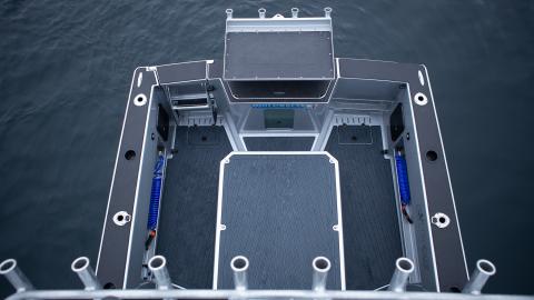 extremeboats-795xst-cockpit.jpg