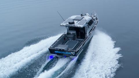 extremeboats-795xst-underway.jpg